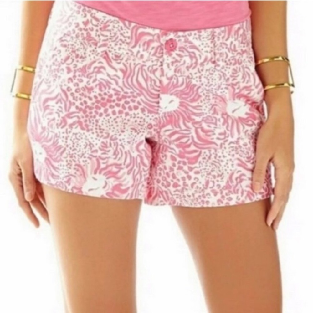 Lilly Pulitzer • Callahan Get Spotted Lion Print Shorts - 0